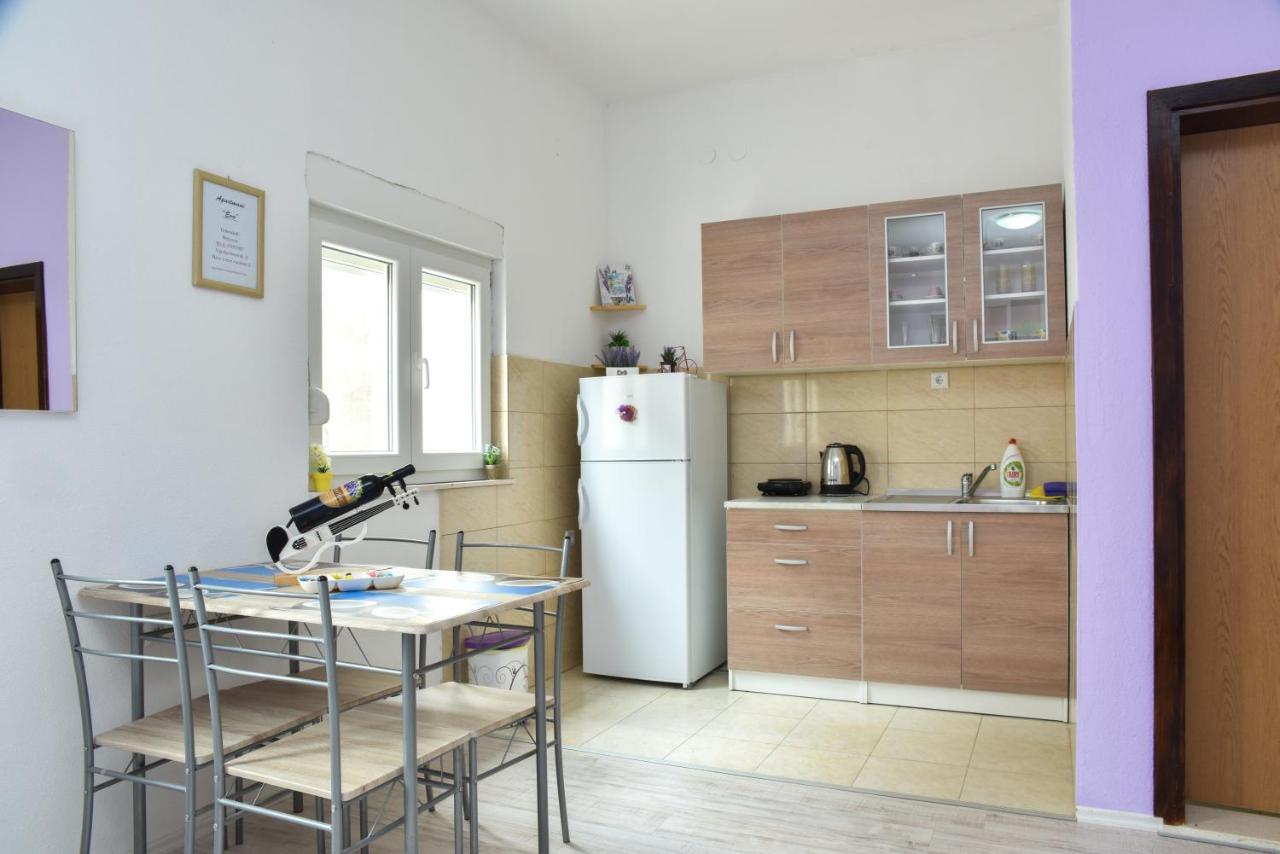 Holiday Home With 4 Studio Apartments Neum Bagian luar foto