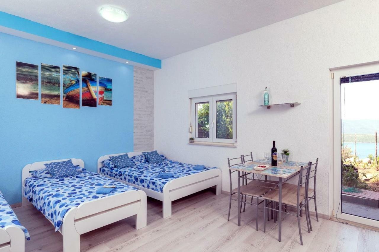 Holiday Home With 4 Studio Apartments Neum Bagian luar foto