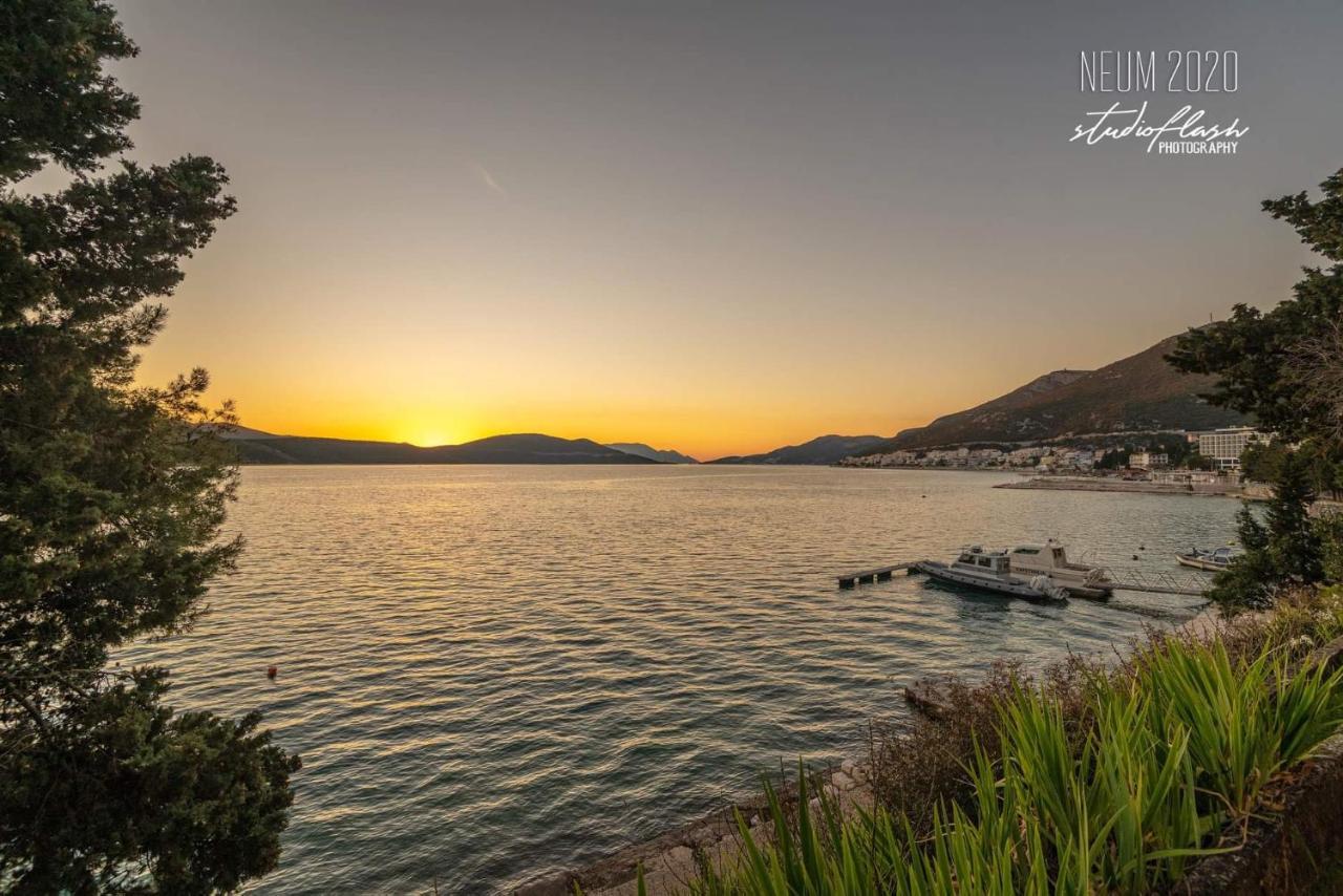 Holiday Home With 4 Studio Apartments Neum Bagian luar foto